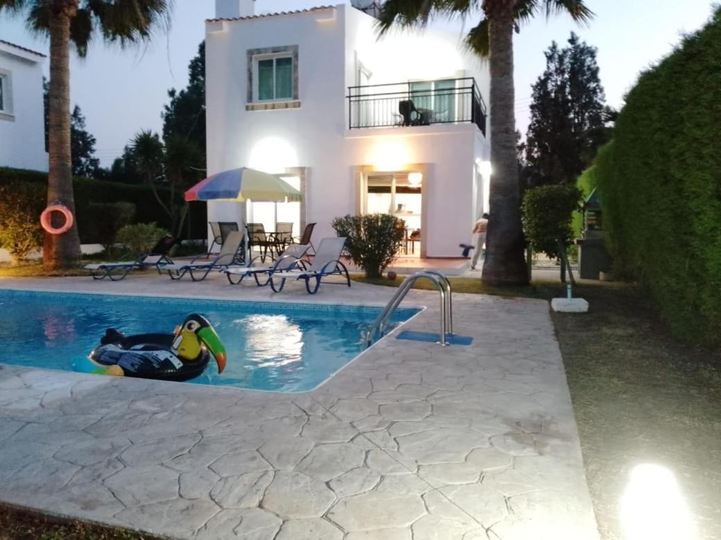 Villa Chrysanthemum Нео Хорио Екстериор снимка