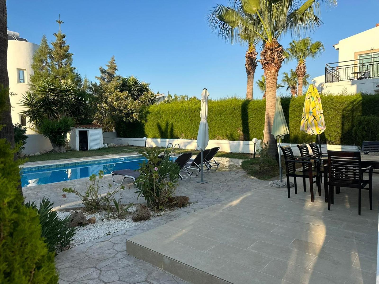 Villa Chrysanthemum Нео Хорио Екстериор снимка